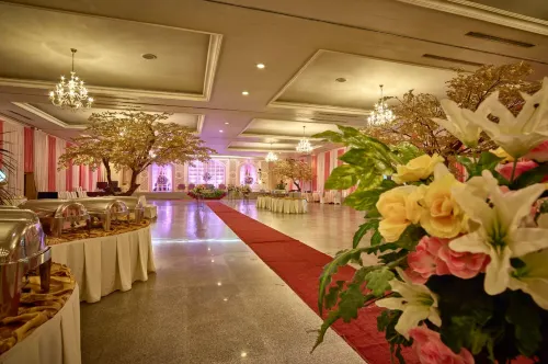 Istana Nelayan Hotel & Convention Restauration Photos