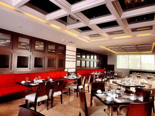 CLARO HOTEL MAKASSAR Makanan Photos
