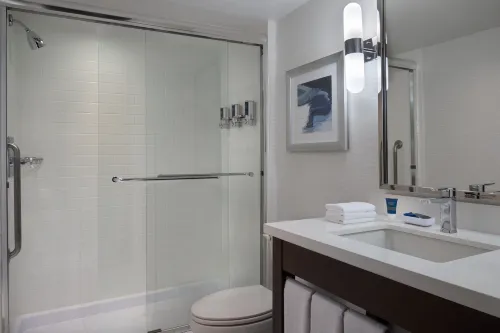 Four Points by Sheraton Hotel & Conference Centre Gatineau-Ottawa Chambres Photos