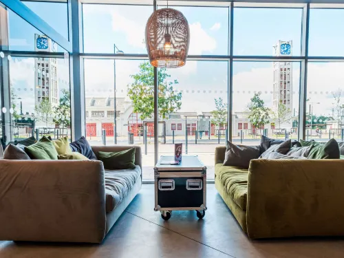 Ibis Styles Lens Centre Gare Espaces publics Photos