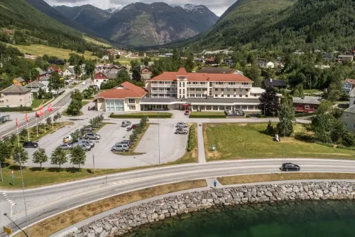 Thon PartnerHotel Jølster À ne pas manquer Photos