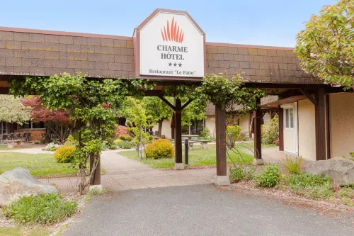Charme Hôtel et Spa, Montbéliard Sud Ngoại thất Photos