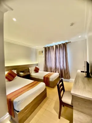 Hotel Euroasia By Bluebookers الغرف Photos