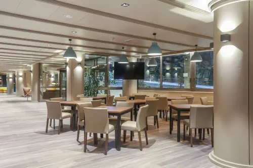 Hotel Panorama Restauration Photos