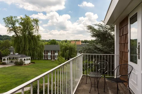 Sleepy Hollow Hotel & Conference Center Zimmer Photos