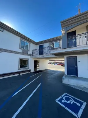 Santa Fe Inn Los Angeles Exterior Photos