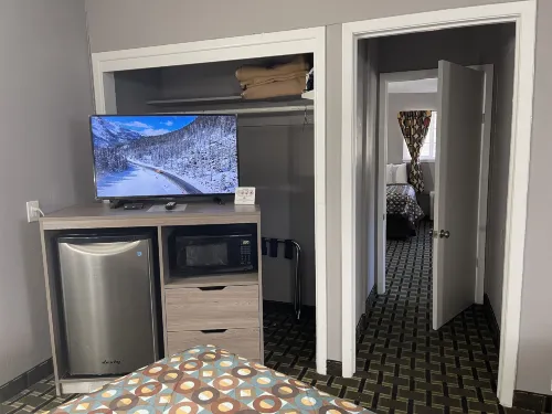 Travel Inn Rooms Photos