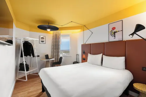 Ibis Nice Aéroport Promenade des Anglais Rooms Photos