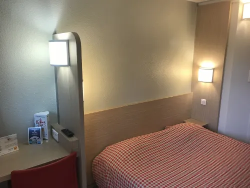 Hôtel Première Classe Honfleur Chambres Photos