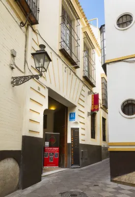 Hotel Alcántara Exterior Photos