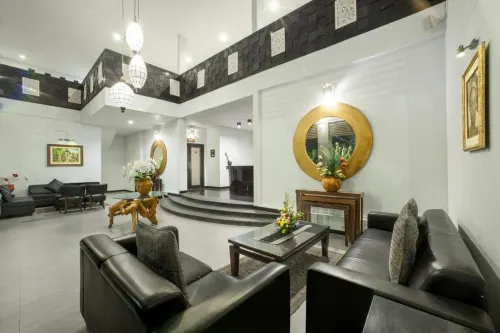 The Radiant Hotel Area Publik Photos
