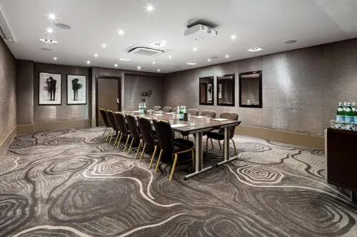Radisson Blu Hotel, London Bloomsbury Бизнес-удобства Photos