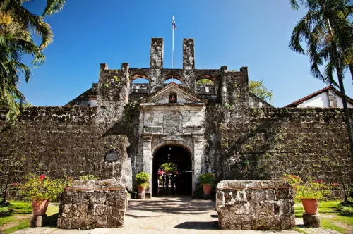 Sugbutel Family Hotel Cebu powered by Cocotel Рядом с отелем Photos