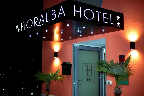 Hotel Fioralba Milano Esterni Photos
