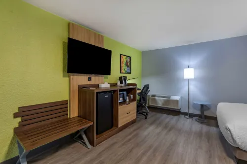 SureStay Plus Hotel by Best Western St. Louis Westport Photos