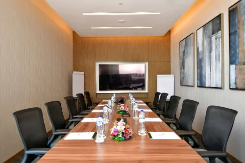Clarion Hotel Jeddah Airport Business Facilities Photos