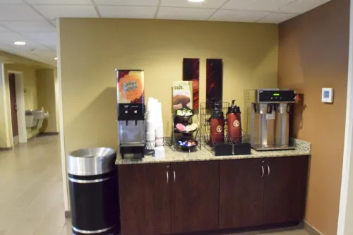 Microtel Inn & Suites by Wyndham Pecos Makanan Photos