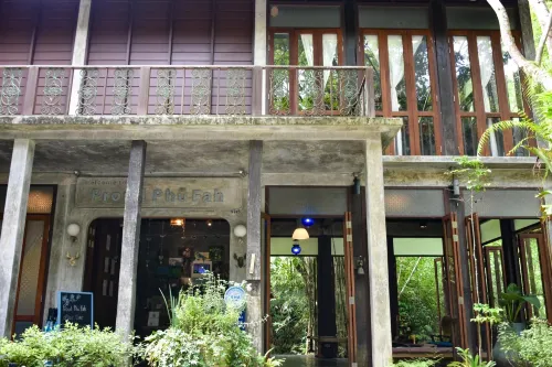 Proud Phu Fah Maerim Resort Extérieur Photos