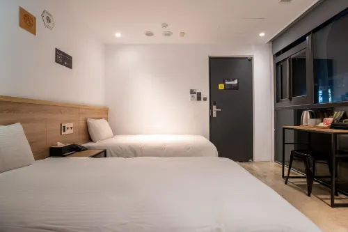 Chase Walker Hotel Photos