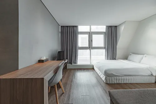 Brown Suites Hotel sinchon central Photos