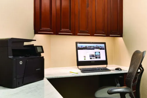 Hilton Garden Inn Niagara-on-The-Lake Business Facilities Photos