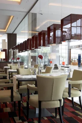 Hilton Warsaw City Restauration Photos