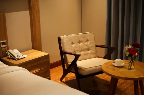 Phu Long Tam Ky Hotel & Restaurant Photos