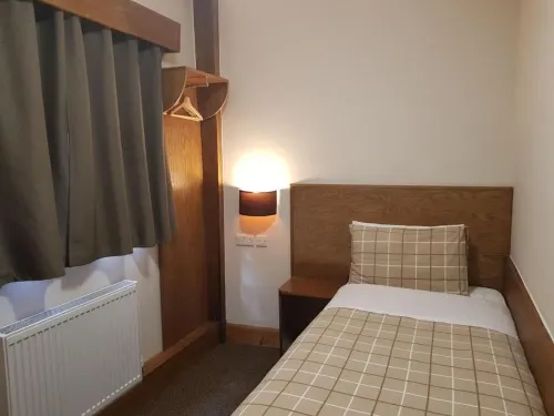 Crosshill House Rooms Photos