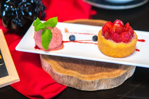 Noom Hotel Dakar Sea Plaza, a member of Radisson Individuals Dining Photos