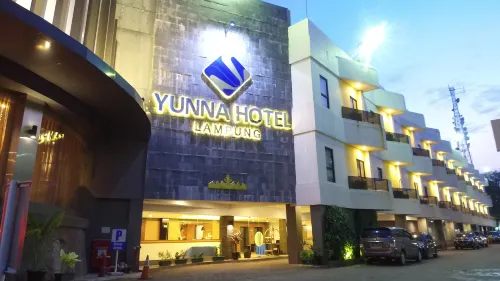 Yunna Hotel Lampung Eksterior Photos