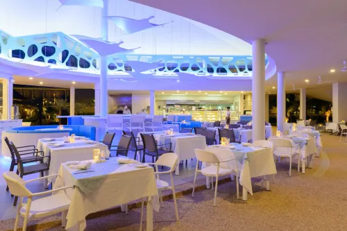 The Sands Khao Lak by Katathani Ruokailu Photos