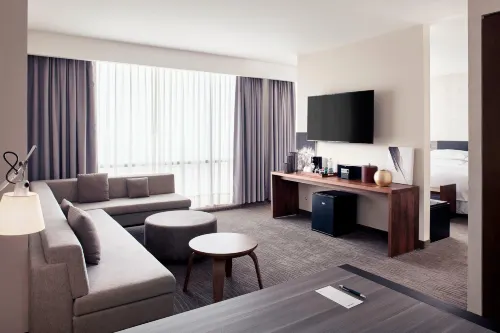 Wyndham Monterrey Ambassador Centro Rooms Photos