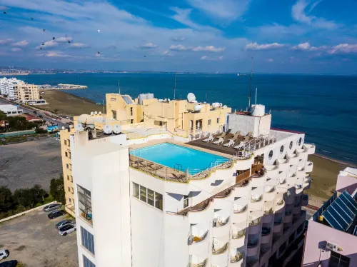Flamingo Beach Hotel Номера Photos