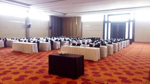 Novena Hotel Fasilitas Bisnis Photos