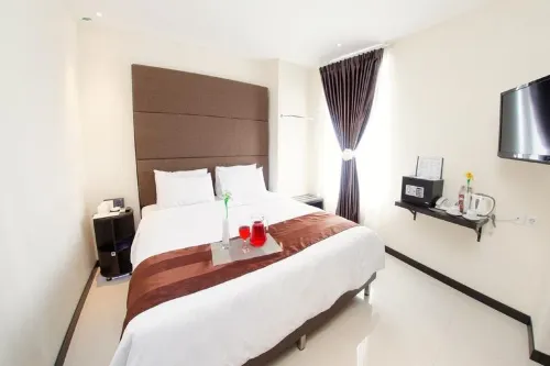 The One Hotel Makassar Kamar Photos