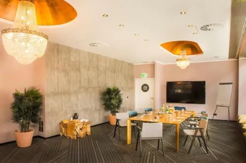Hotel Neuer Fritz Ristorazione Photos