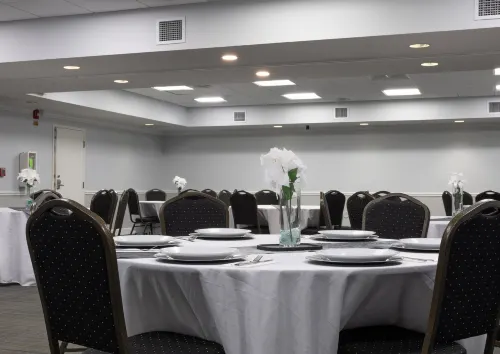 Holiday Inn & Suites Boca Raton - North Restauration Photos