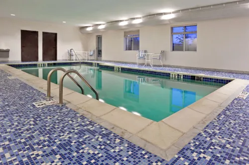 Holiday Inn Express & Suites Detroit - Farmington Hills Loisirs et amusements Photos
