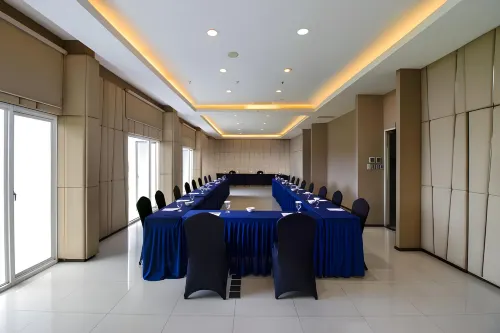 Grand Tan Banjarmasin Hotel & Convention Center Geschäftseinrichtungen Photos