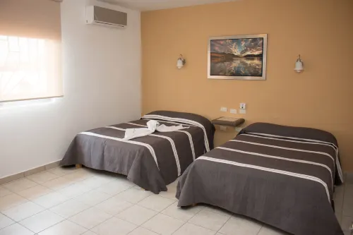 Hotel Cervantino Chambres Photos