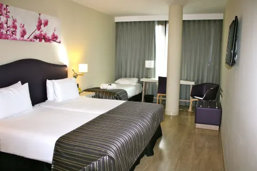 Exe Moncloa Rooms Photos