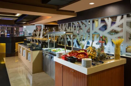 Horison Ultima Suite & Residences Rasuna Jakarta Dining Photos