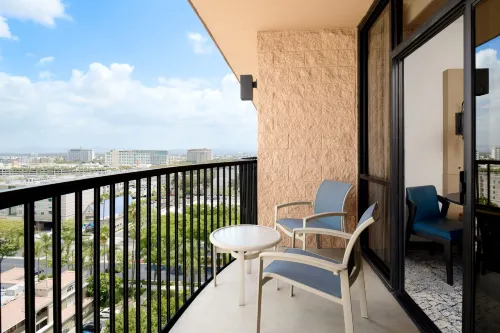 Sheraton Park Hotel at The Anaheim Resort Huoneet Photos