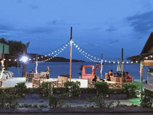 Phi Phi Nice Beach Resort Near Hotel Photos