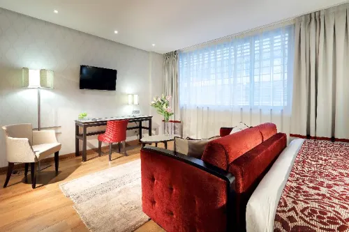 Eurostars Plaza Mayor Camere Photos