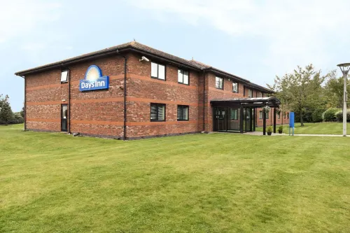 Days Inn by Wyndham Stafford Camere Photos