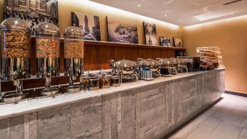 Best Western Premier Herald Square Restauration Photos