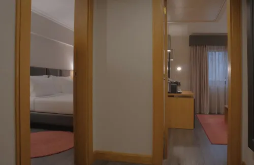 SANA Reno Hotel Rooms Photos