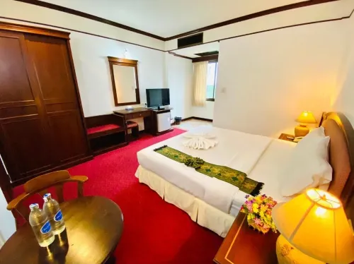 Crystal Hotel Krabi Zimmer Photos
