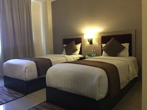Dolphin Hotel, Chow Kit Kuala Lumpur Photos
